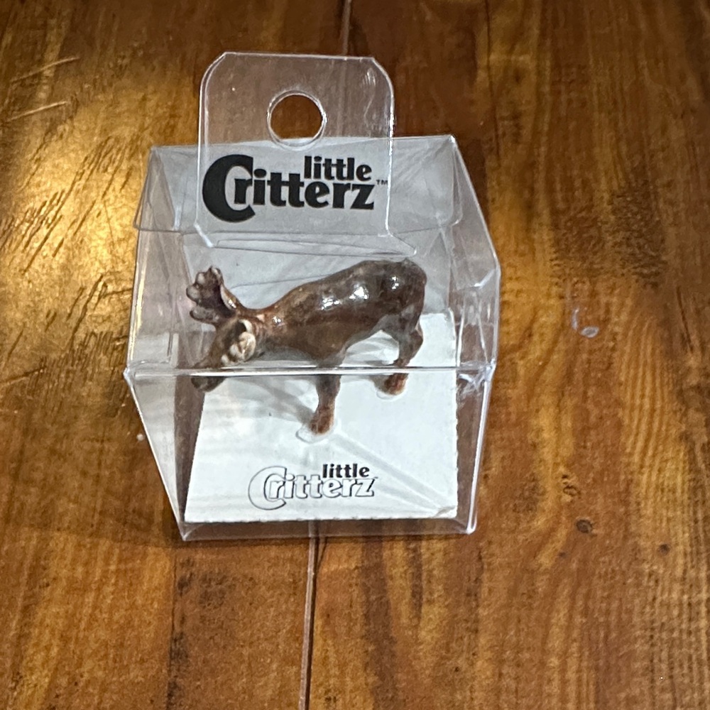 Little Critterz Young Moose "Nomad" - miniature porcelain figurine in box